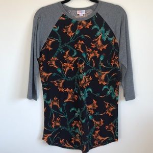 BNWT LuLaRoe Randy Baseball Tee